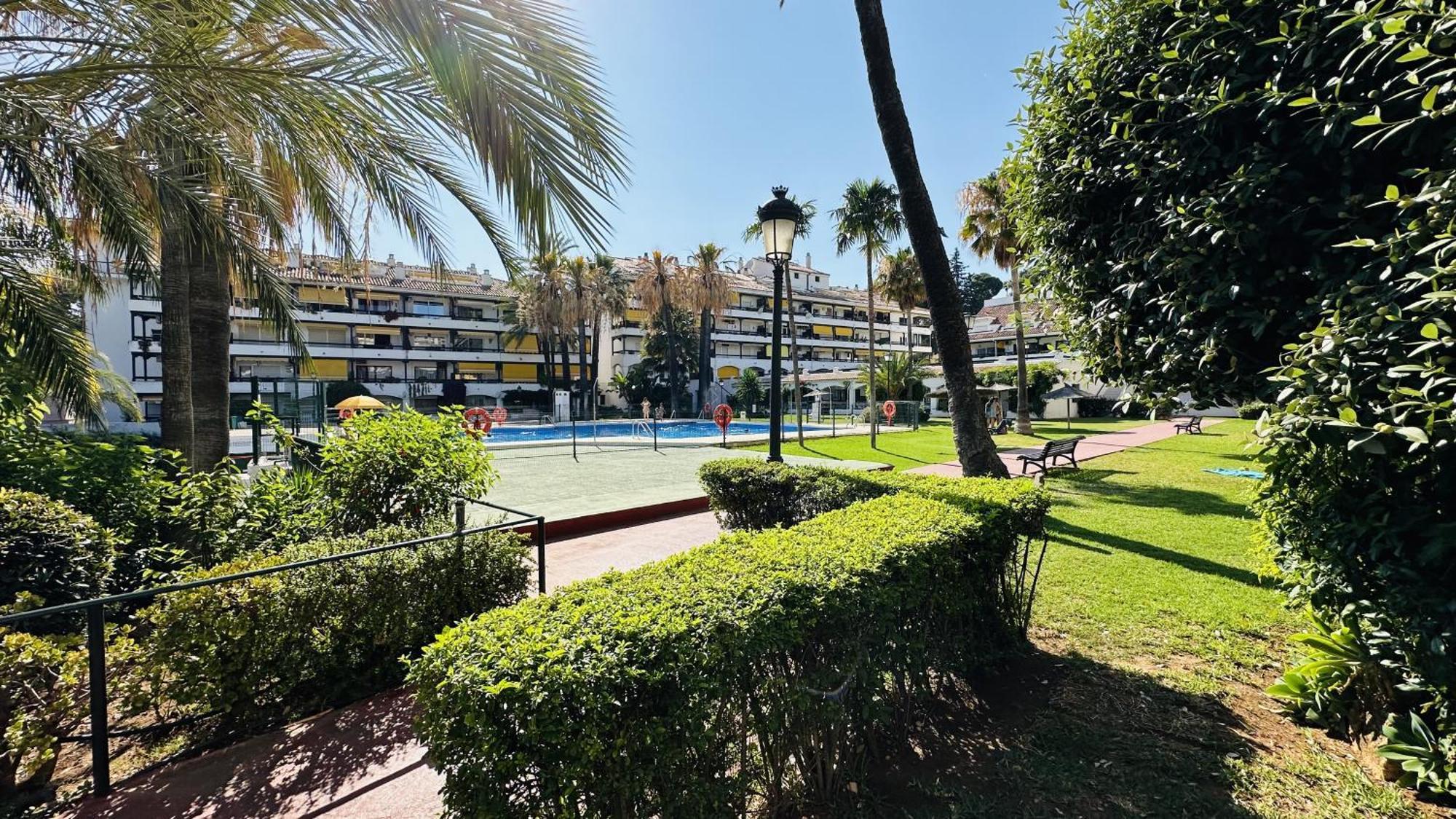 Marbella Studio Golden Mile エクステリア 写真